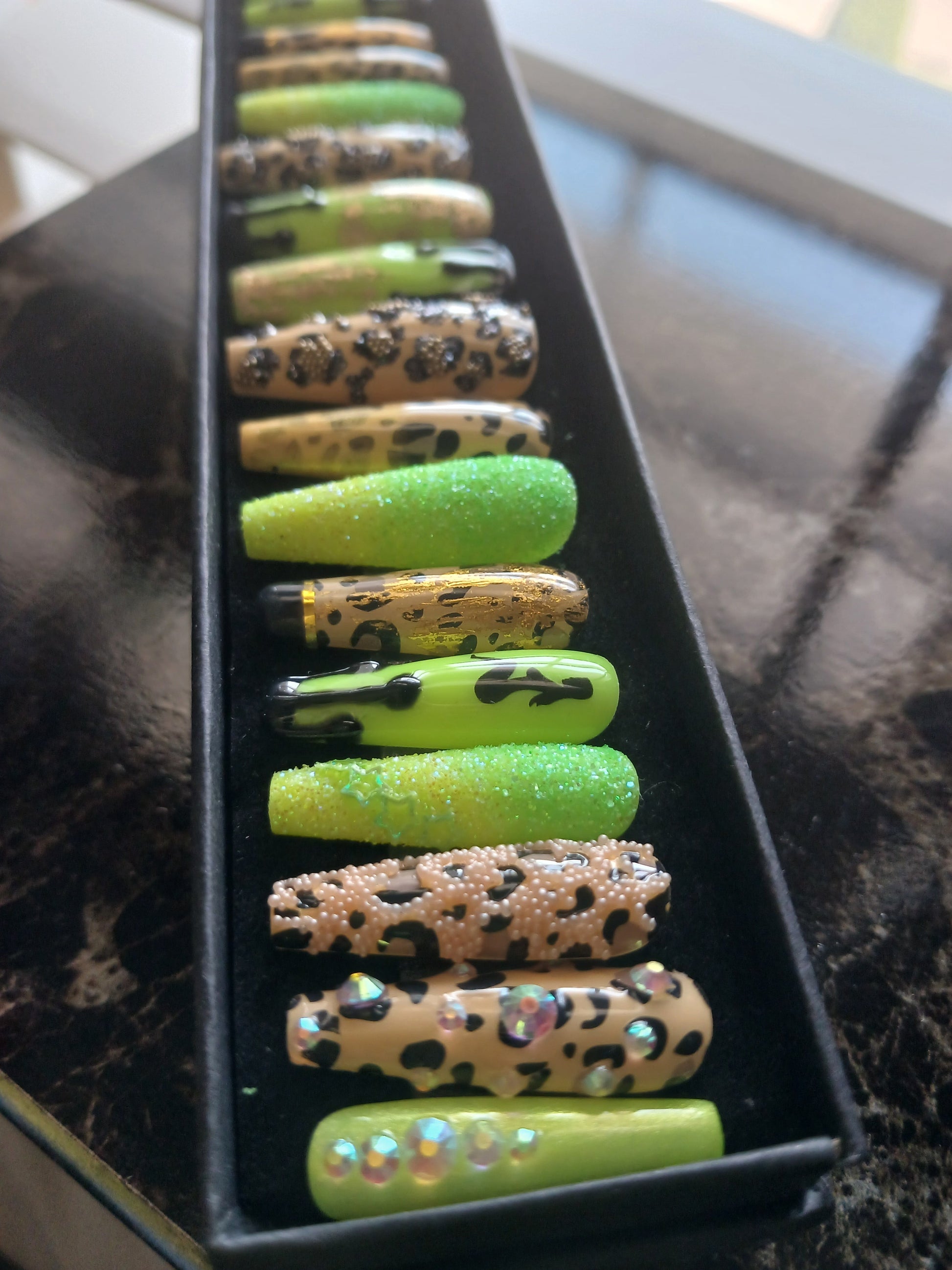 Starriel Nails