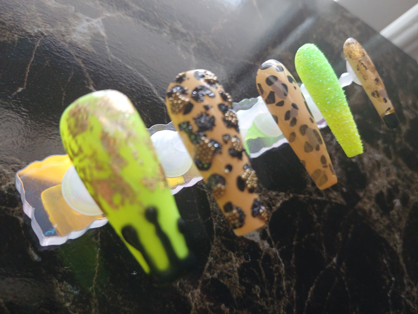 Starriel Nails