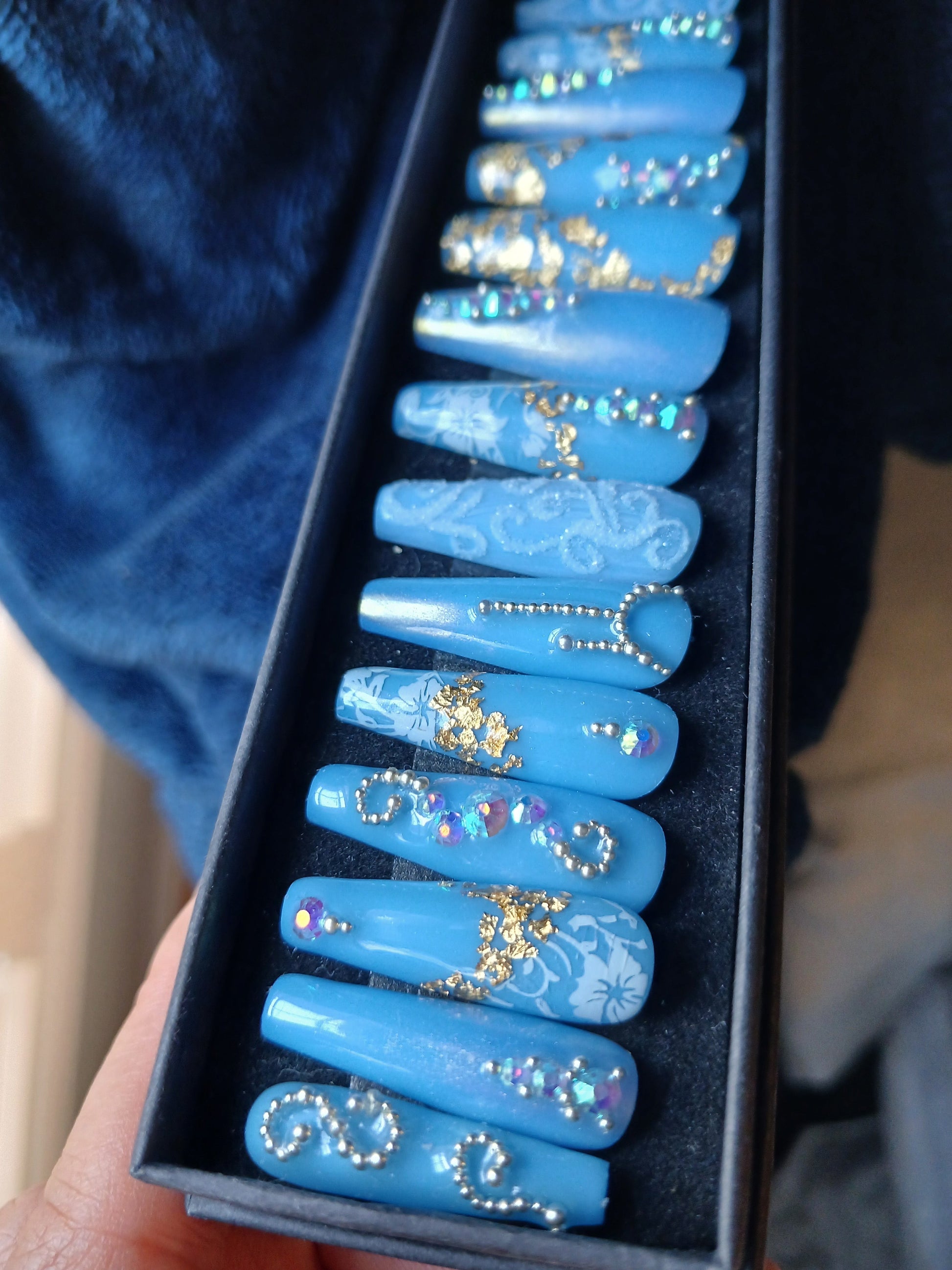 Starriel Nails