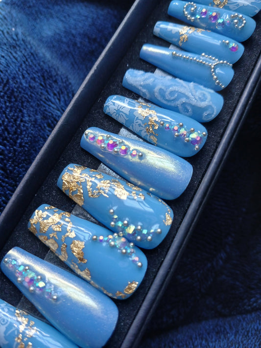 Starriel Nails