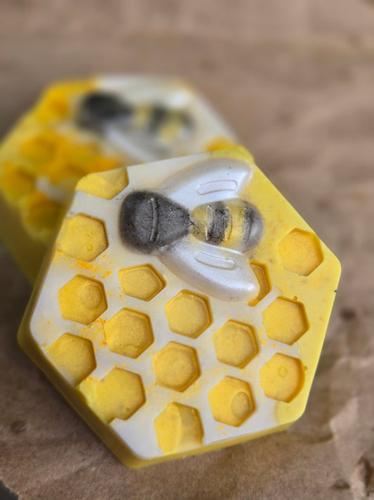 Honey Bar with turmeric, honey, and nourishing butters for skin cleansing and brightening.